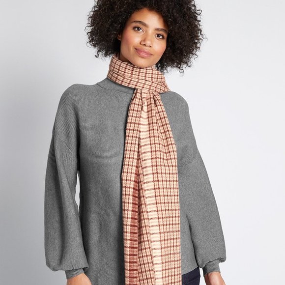 Modcloth | NWT Cuddle Up Gingham Blanket Scarf 💠 - Picture 5 of 8